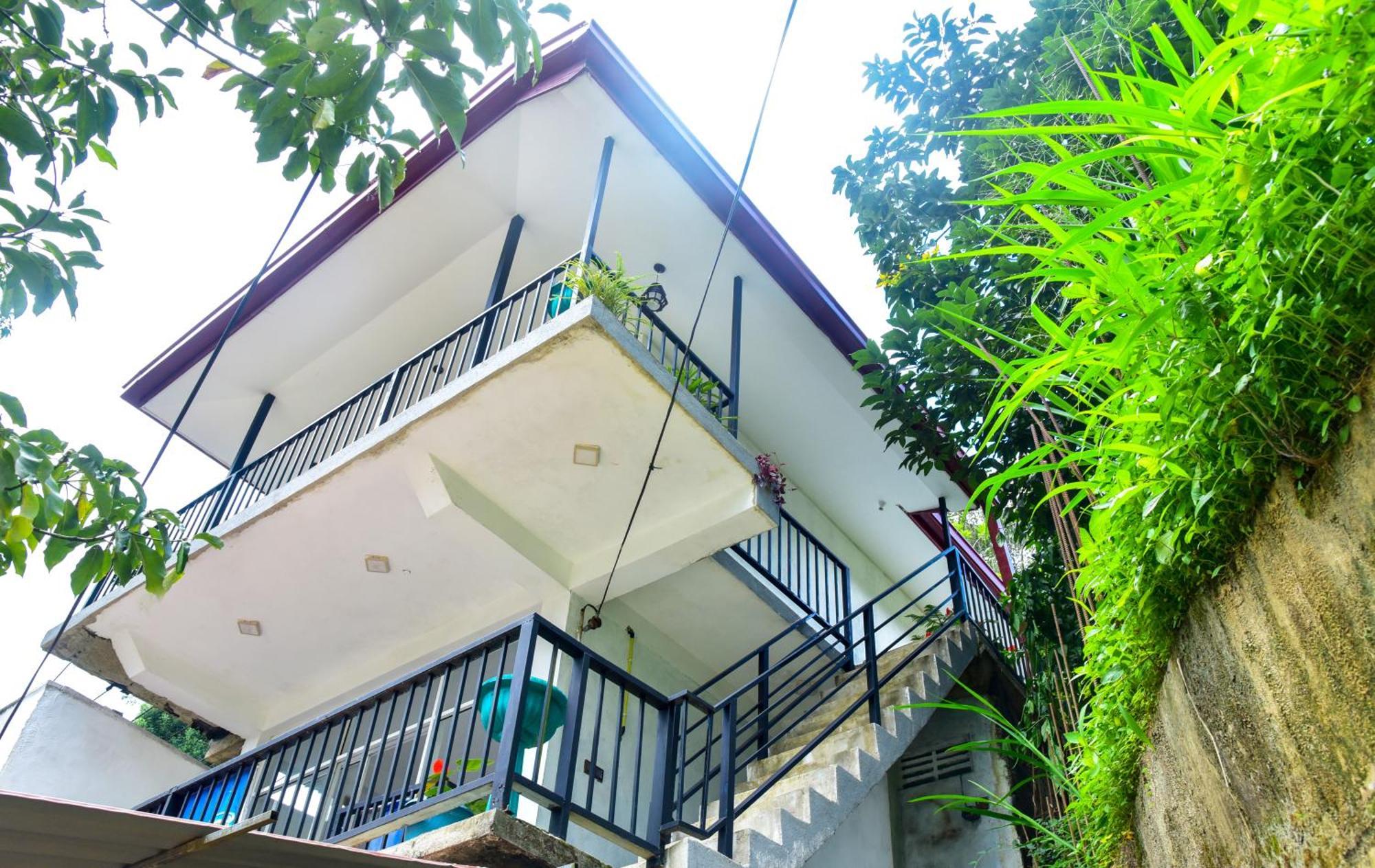 Breeze Blows Inn Ella Luaran gambar