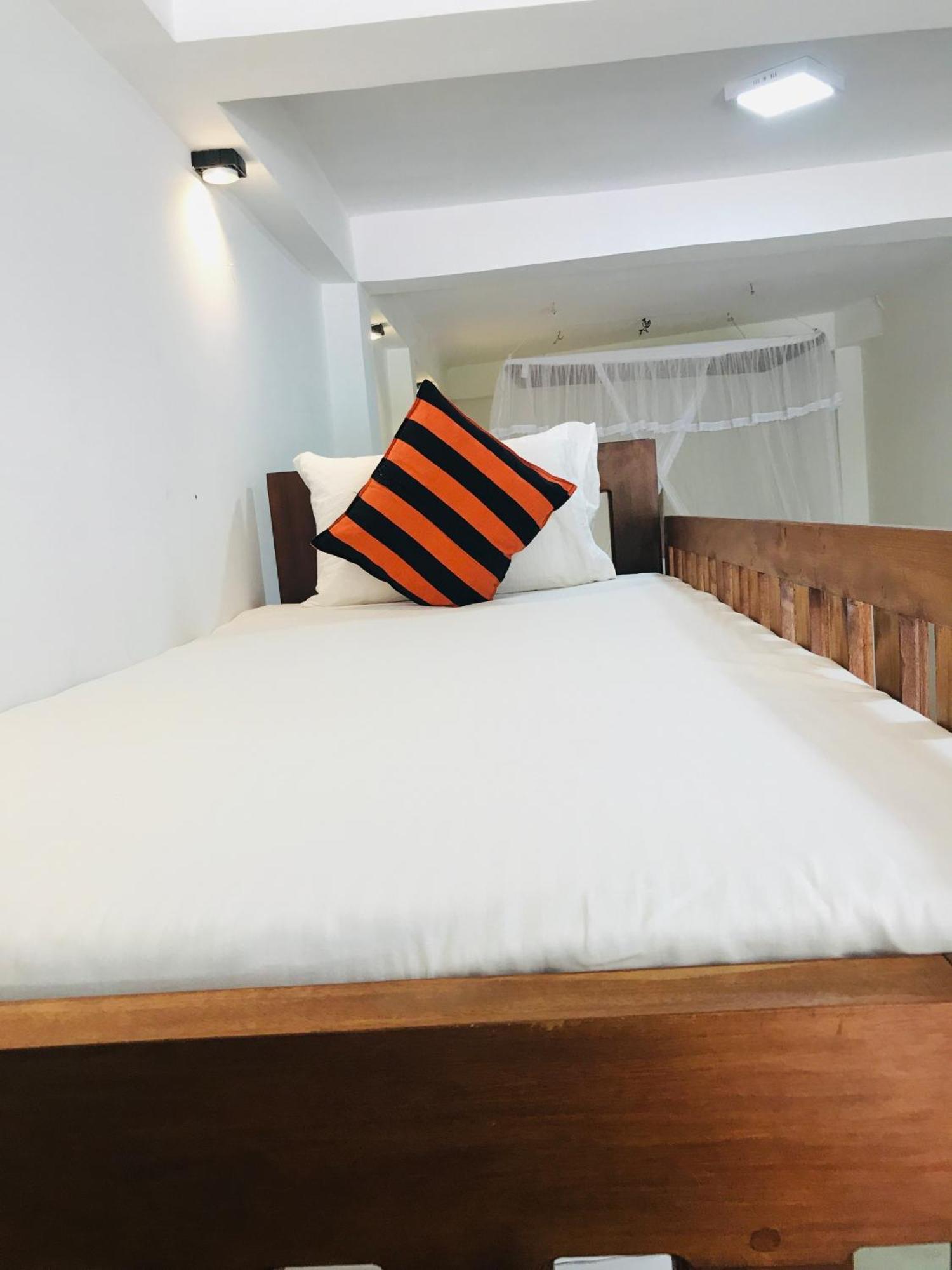 Breeze Blows Inn Ella Luaran gambar