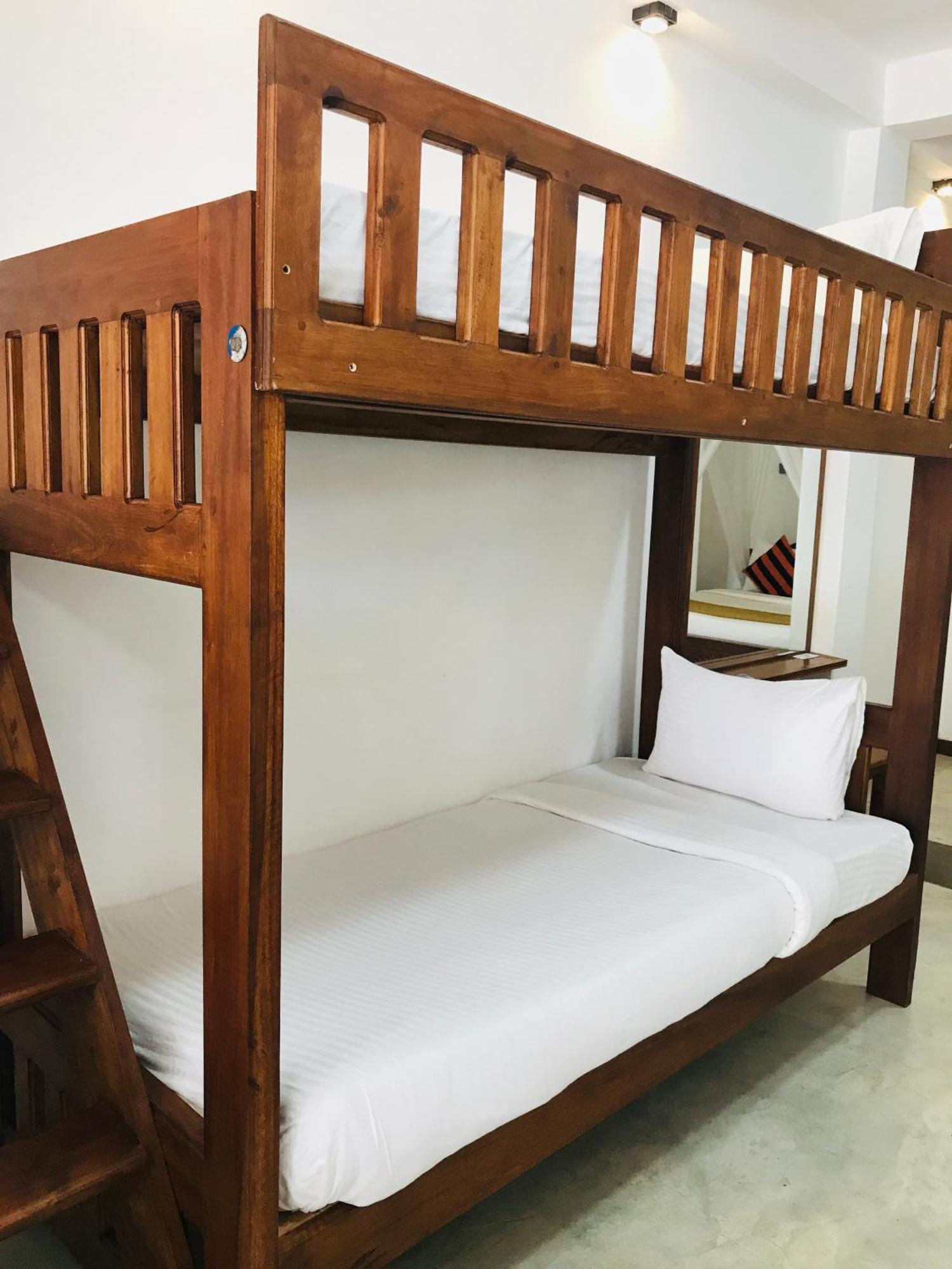 Breeze Blows Inn Ella Luaran gambar